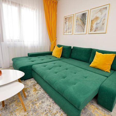 Sofia Cozy Apartment - Underground Private Parking Bucarest Exterior foto