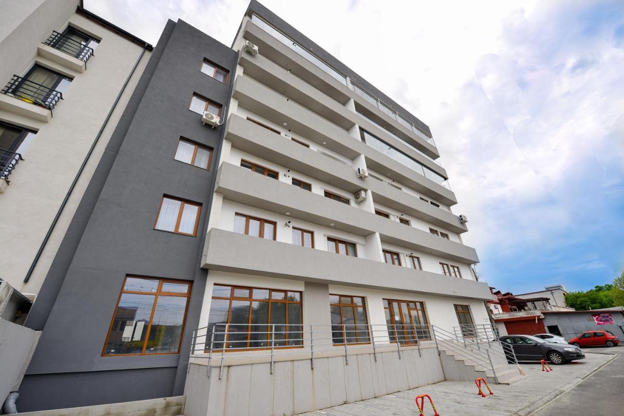 Sofia Cozy Apartment - Underground Private Parking Bucarest Exterior foto